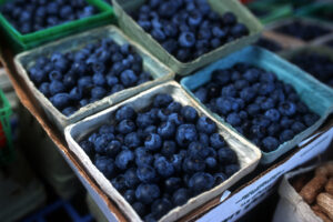 NC State Extension local food efforts benefit producers and consumers by encouraging eating fresh food